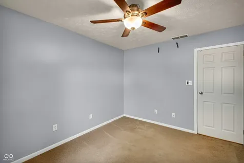 2745 Flintwood Drive Columbus IN 47203