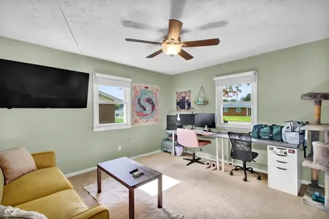 2745 Flintwood Drive Columbus IN 47203