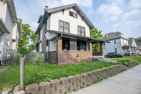 24 Hendricks Place Indianapolis IN 46201