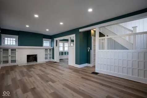 24 Hendricks Place Indianapolis IN 46201