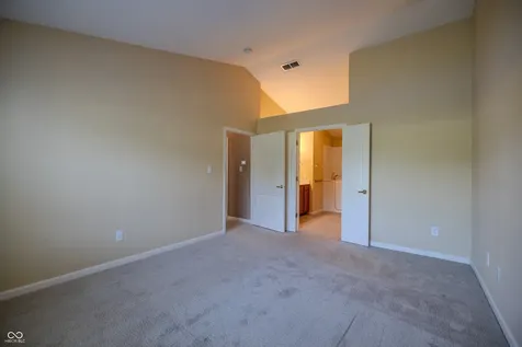 12682 Whisper Way Fishers IN 46037