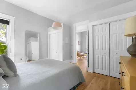 726 Lafayette Avenue Columbus IN 47201