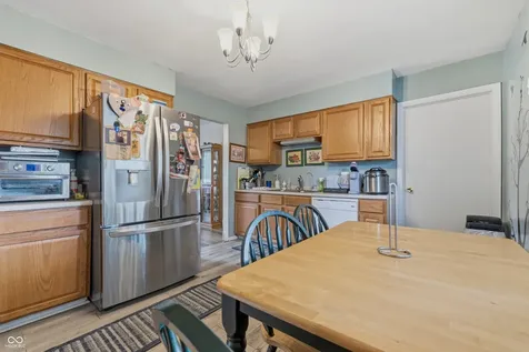 621 Fabyan Road Indianapolis IN 46217