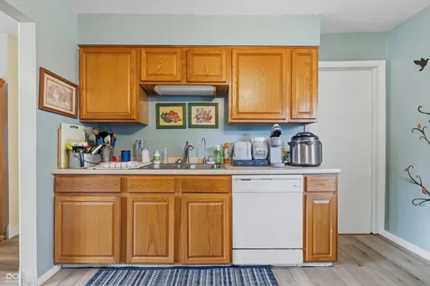 621 Fabyan Road Indianapolis IN 46217