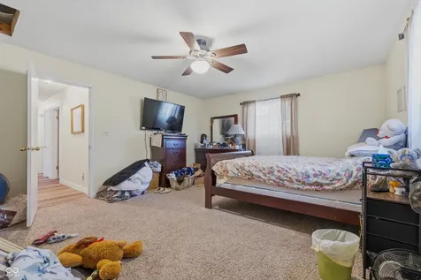 621 Fabyan Road Indianapolis IN 46217