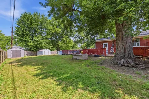 621 Fabyan Road Indianapolis IN 46217