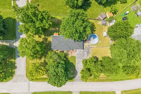 621 Fabyan Road Indianapolis IN 46217