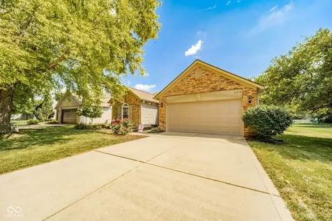 6279 Briargate Drive Zionsville IN 46077