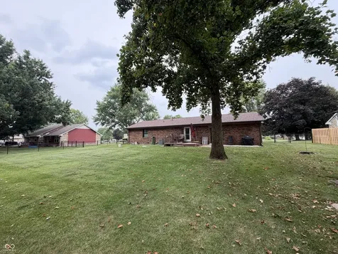 1186 Fox Trail Drive W New Palestine IN 46163