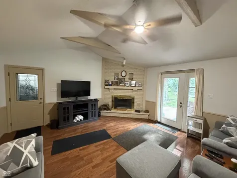 1186 Fox Trail Drive W New Palestine IN 46163