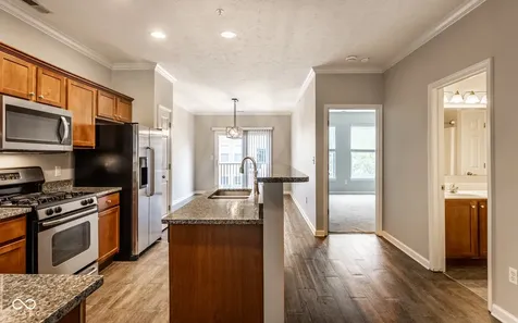 6595 Reserve Drive Indianapolis IN 46220
