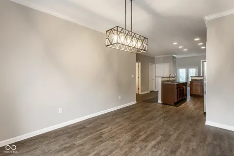 6595 Reserve Drive Indianapolis IN 46220
