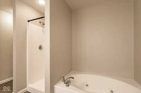 6595 Reserve Drive Indianapolis IN 46220