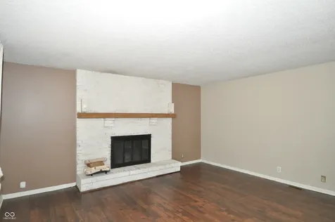 931 W 79th Street Indianapolis IN 46260