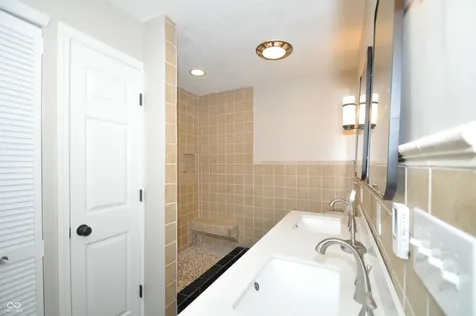 931 W 79th Street Indianapolis IN 46260