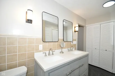 931 W 79th Street Indianapolis IN 46260
