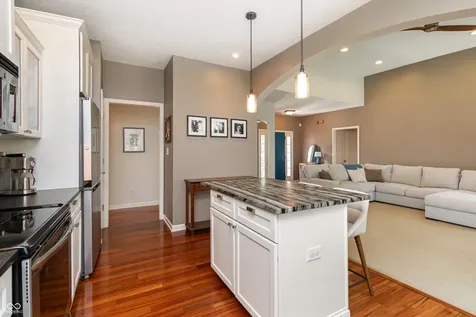 38 Golden Tree Lane Indianapolis IN 46227