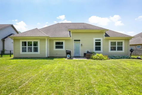 38 Golden Tree Lane Indianapolis IN 46227