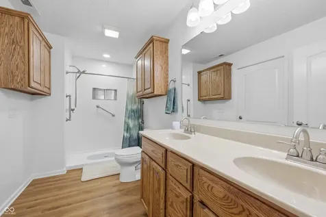 1643 Senior Court Shelbyville IN 46176