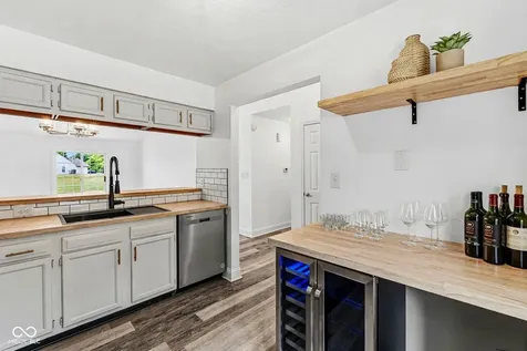 314 Woodberry Danville IN 46122