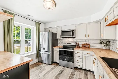 314 Woodberry Danville IN 46122