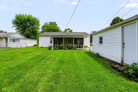 701 Eberhart Drive Shelbyville IN 46176