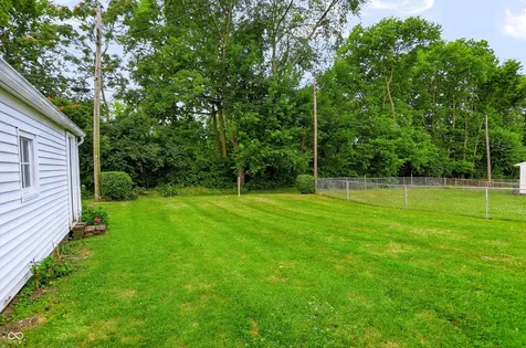 701 Eberhart Drive Shelbyville IN 46176