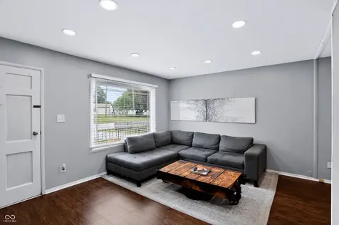 701 Eberhart Drive Shelbyville IN 46176