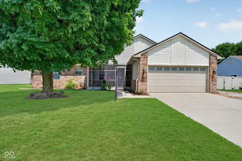 5664 Pine Knoll Boulevard Noblesville IN 46062