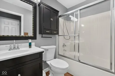 5664 Pine Knoll Boulevard Noblesville IN 46062