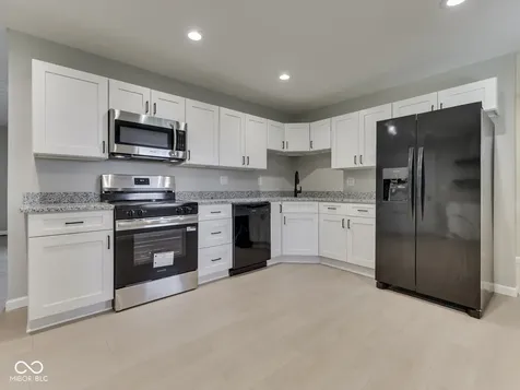 5008 W 37th Street Indianapolis IN 46224