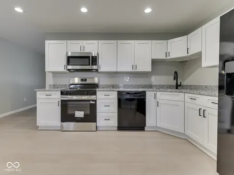 5008 W 37th Street Indianapolis IN 46224
