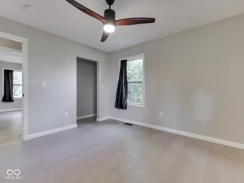 5008 W 37th Street Indianapolis IN 46224