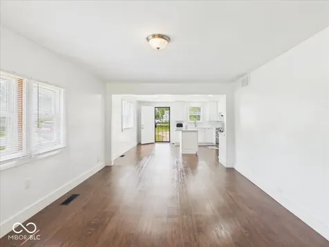 3702 N Temple Avenue Indianapolis IN 46218
