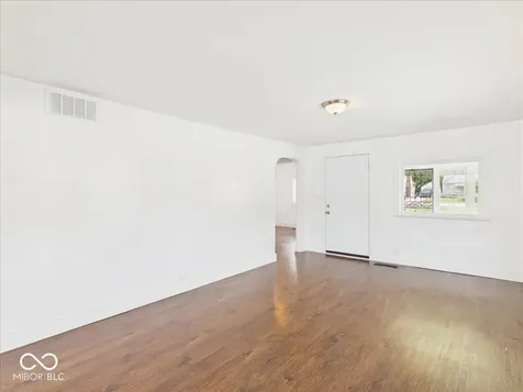 3702 N Temple Avenue Indianapolis IN 46218