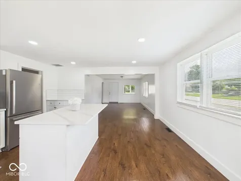3702 N Temple Avenue Indianapolis IN 46218