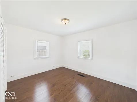 3702 N Temple Avenue Indianapolis IN 46218
