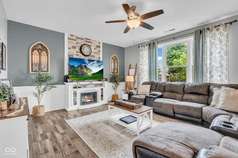 121 Gale Road Danville IN 46122