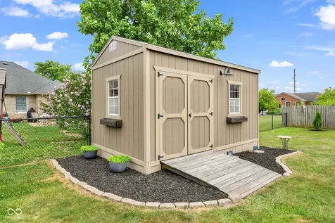 121 Gale Road Danville IN 46122