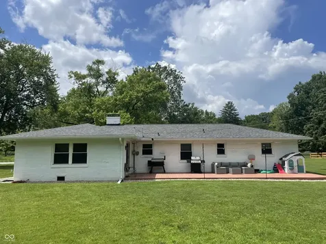 7335 Rainbow Lane N Indianapolis IN 46236