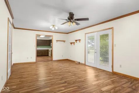 10112 N Hickory Lane Columbus IN 47203