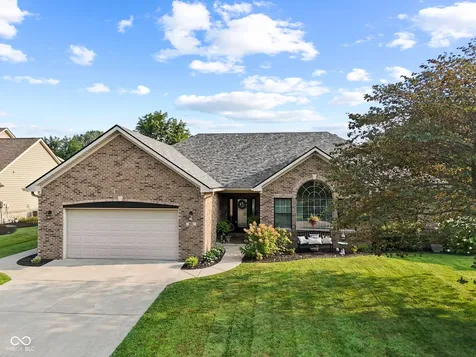 1682 Decourcy Court Franklin IN 46131