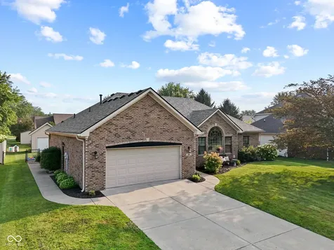 1682 Decourcy Court Franklin IN 46131