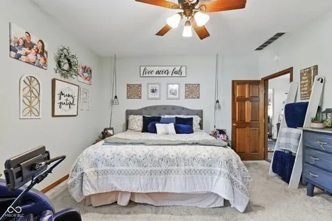 1682 Decourcy Court Franklin IN 46131