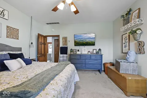 1682 Decourcy Court Franklin IN 46131