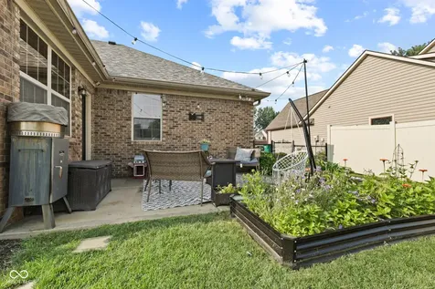 1682 Decourcy Court Franklin IN 46131
