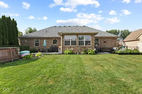 1682 Decourcy Court Franklin IN 46131