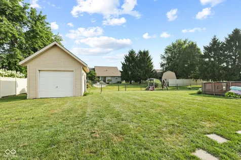 1682 Decourcy Court Franklin IN 46131