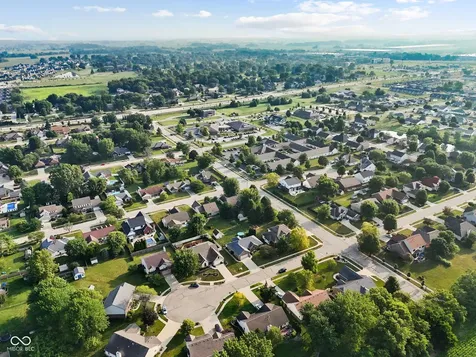 1682 Decourcy Court Franklin IN 46131