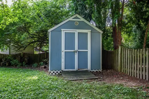 7231 Dean Road Indianapolis IN 46240